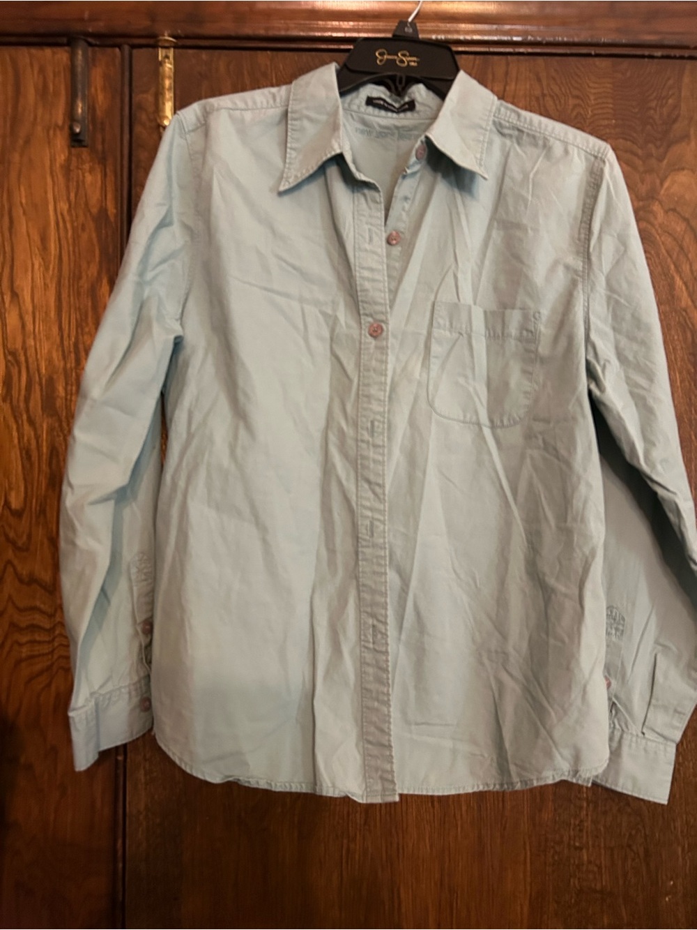 New York & Company Light Blue Women's Button-Down Shirt